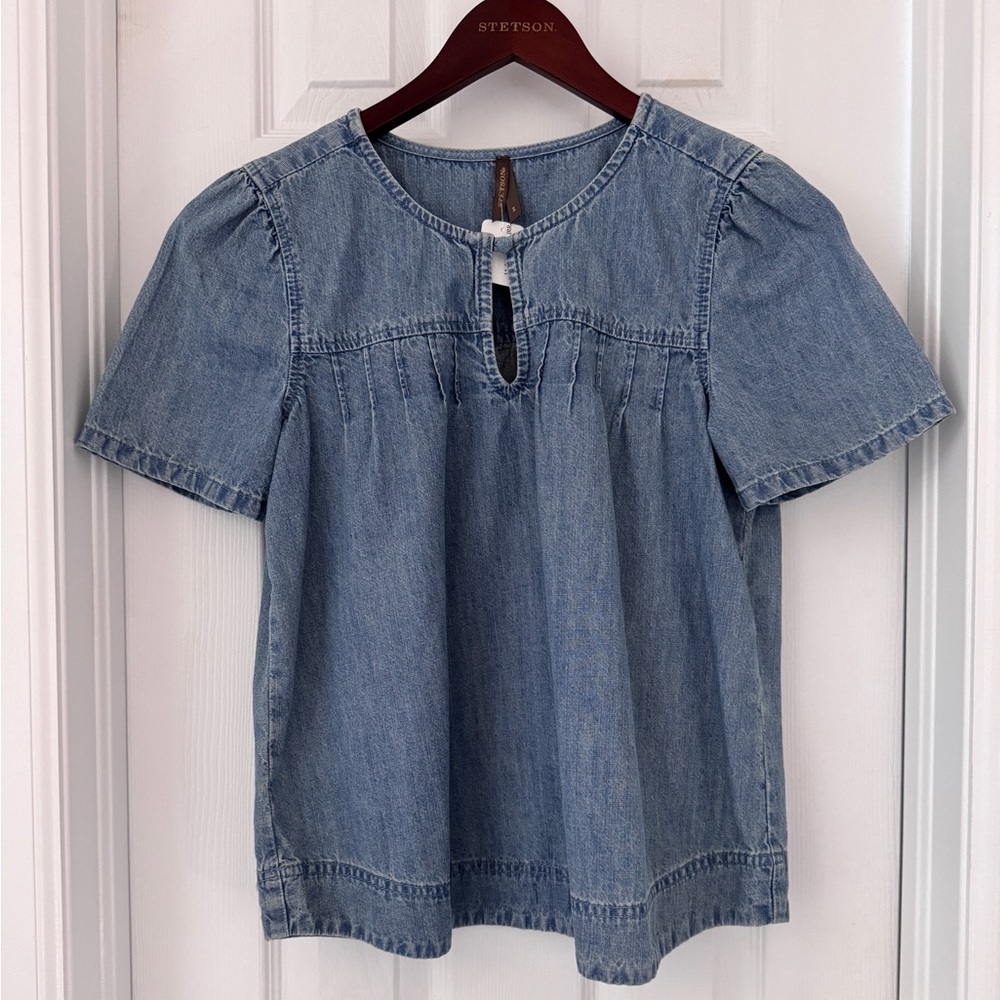 Stetson Denim Split Neck Babydoll Short Sleeve Top Size S NWT